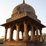 Ahmadnagar Sultan Tomb,Chanderi
